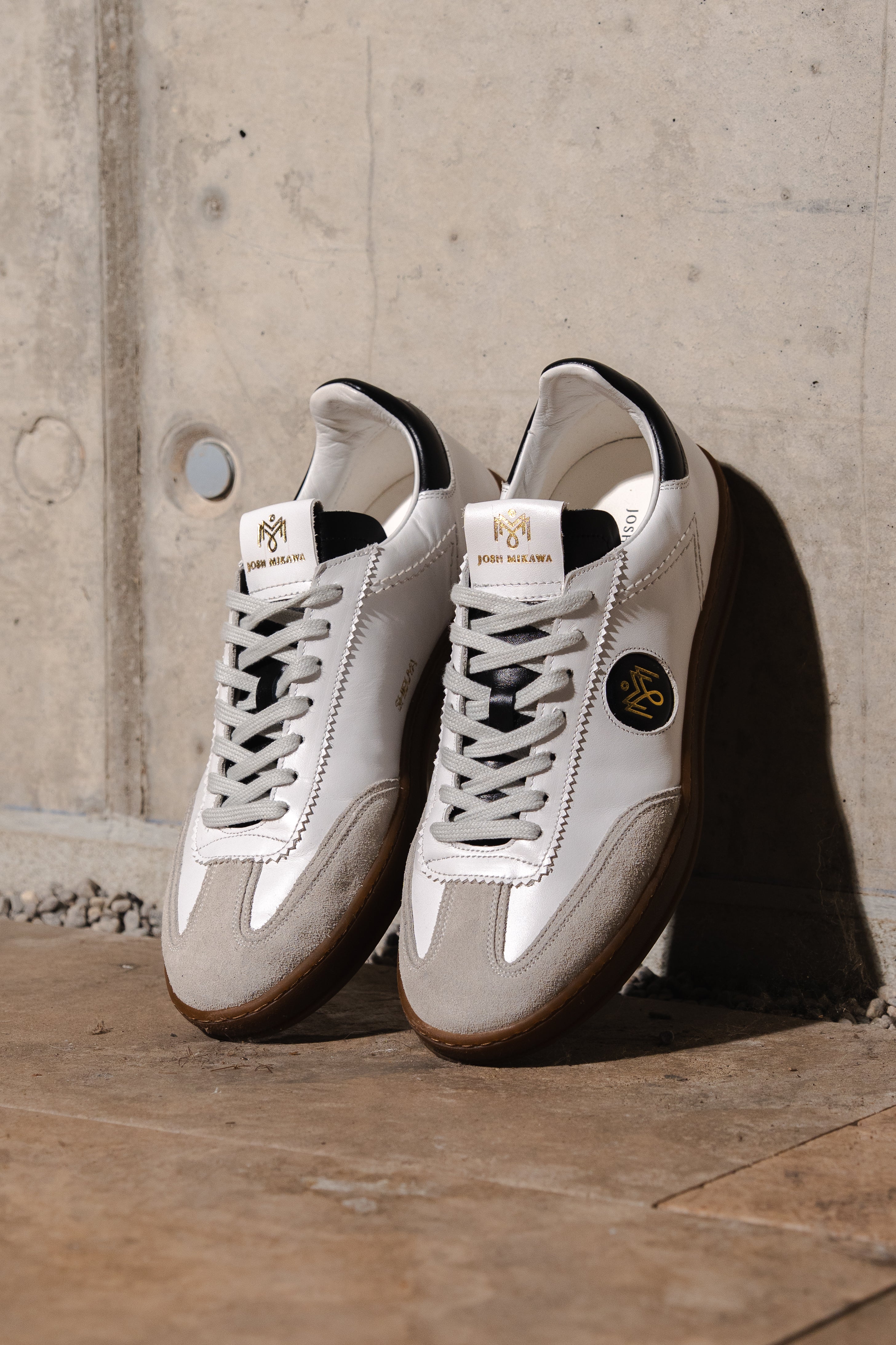 Shibuya White and Black